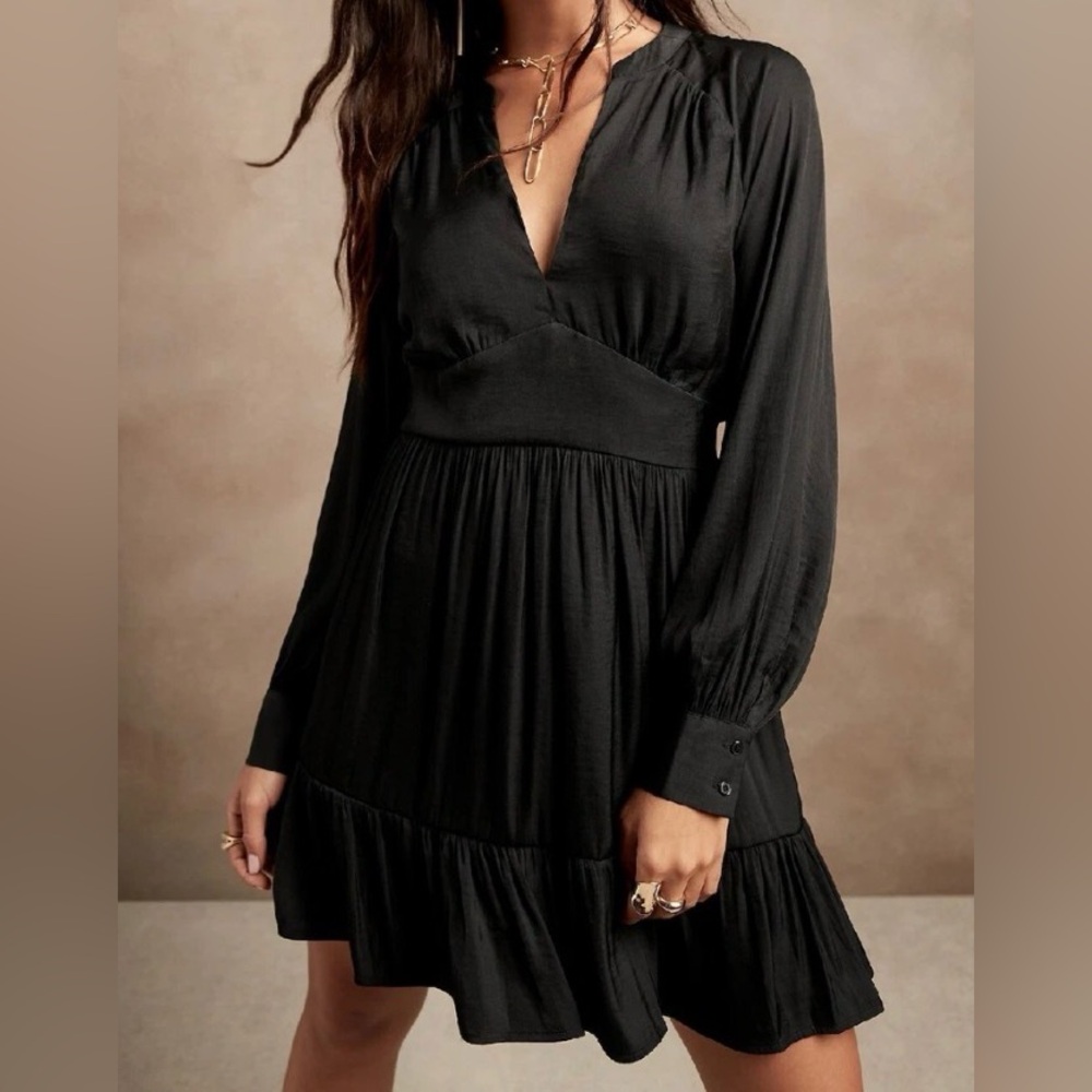 Banana Republic Black Women’s Ruffle Tiered Long Sleeve Mini Dress Size S/P